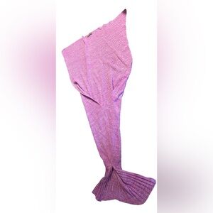 RED LONDON Mermaid Tail Blanket – Cozy Boutique Gift